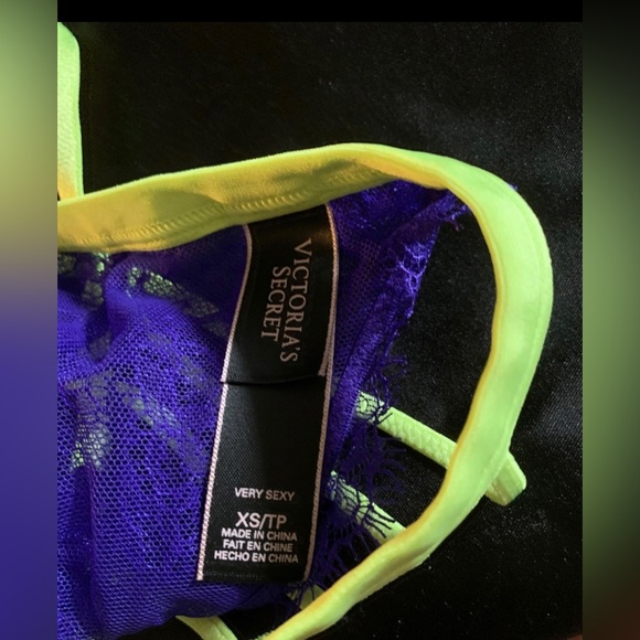 Victorias Secret very sexy xsmall bralette and panty set - Picture 2 of 3